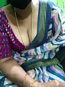 niiveditha online show from November 4, 11:59 am