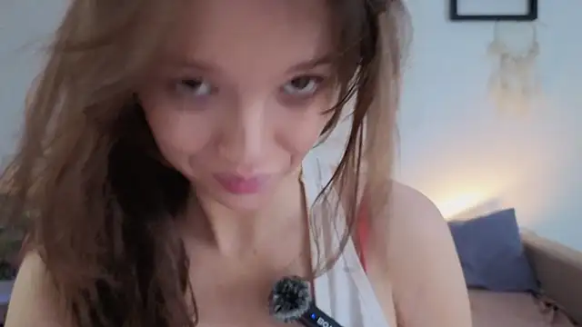 DemiDee online show from June 27, 4:35 am