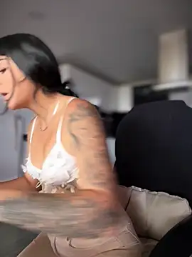 Dulce  Boyd online show from October 18, 2:31 pm