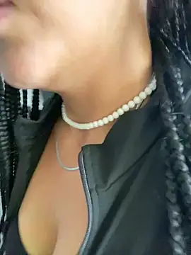 Dulce  Boyd online show from March 3, 2:01 pm