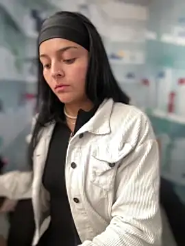 Dulce  Boyd online show from March 30, 1:54 pm