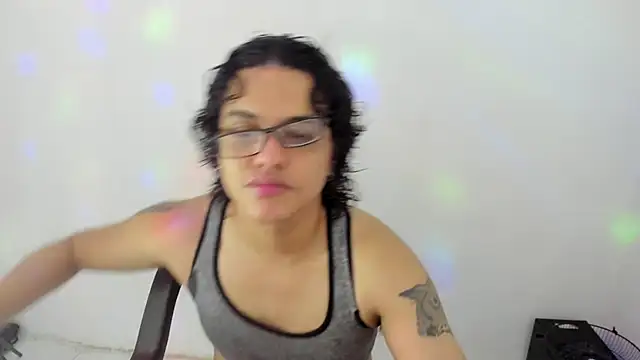 Snapshot of Diane_blossom chatting on October 10, 6:46 pm Diane blossom online show from October 10, 6:46 pm