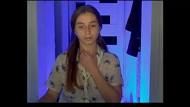 Nana Rain online show from October 12, 7:27 pm