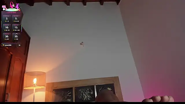 Snapshot of alejandra-cortes chatting on November 1, 11:47 am alejandra-cortes online show from November 1, 11:47 am