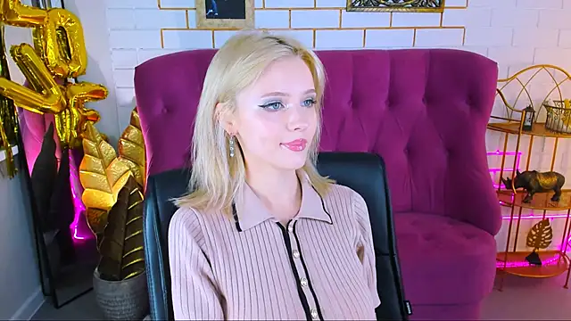 LeonaStane online show from October 2, 5:07 pm