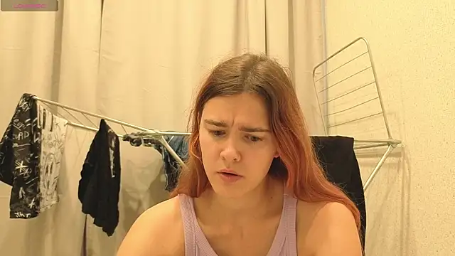 JennyStormy online show from October 3, 9:03 am