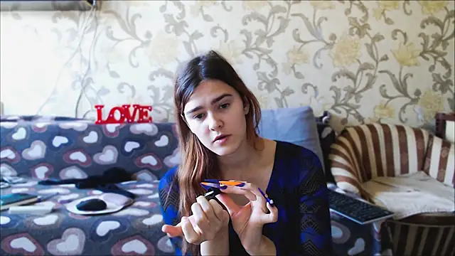 JennyStormy online show from October 17, 8:28 am