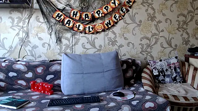 JennyStormy online show from October 29, 1:26 pm