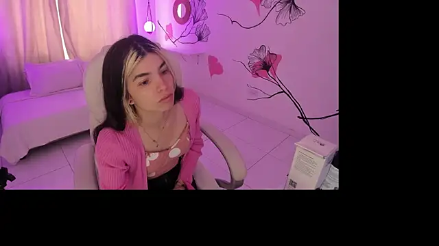 Snapshot of Isabela_Fiorelli chatting on October 28, 1:06 pm Isabela Fiorelli online show from October 28, 1:06 pm