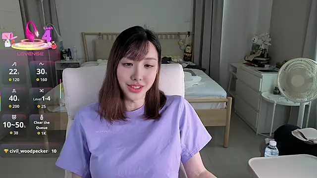 Snapshot of joycemilka chatting on September 20, 6:34 am joycemilka online show from September 20, 6:34 am