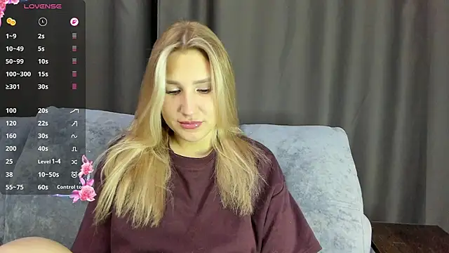 Snapshot of And1sa chatting on October 24, 5:42 pm And1sa online show from October 24, 5:42 pm