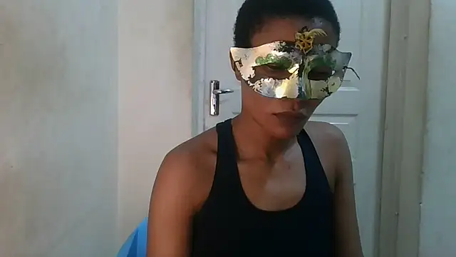 Snapshot of sexy_vash chatting on September 19, 12:20 am sexy vash online show from September 19, 12:20 am