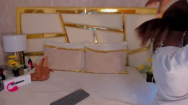 Zoe CarterX online show from February 27, 3:01 pm