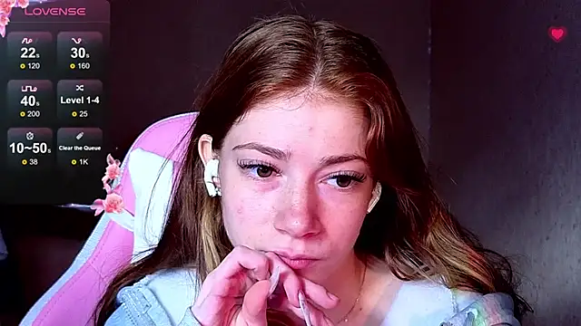MagicLadyyy online show from September 15, 10:45 am