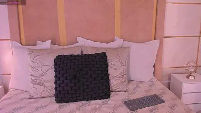 Snapshot of GraceDupont1 chatting on October 21, 11:09 pm GraceDupont1 online show from October 21, 11:09 pm