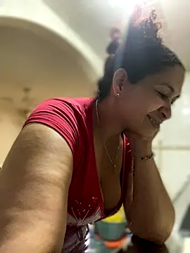 Carola-Ross online show from October 3, 7:52 pm