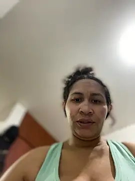 Carola-Ross online show from March 11, 7:49 pm