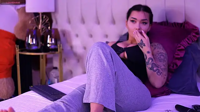 SashaFerrera online show from November 22, 7:38 pm