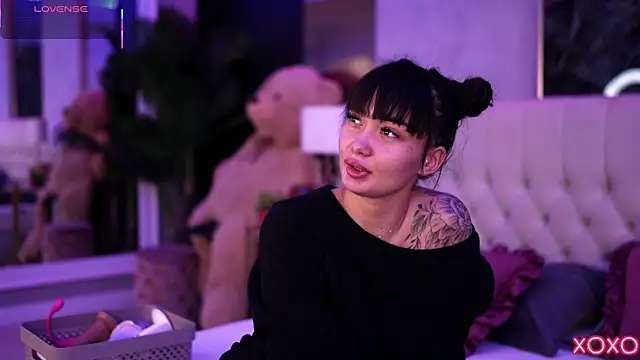 Snapshot of SashaFerrera chatting on October 28, 7:41 pm SashaFerrera online show from October 28, 7:41 pm