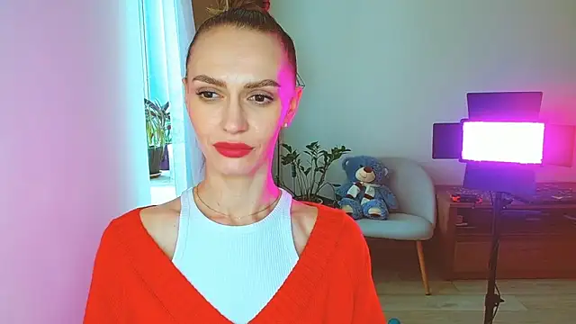 Lady Sunshine  online show from February 13, 9:55 am