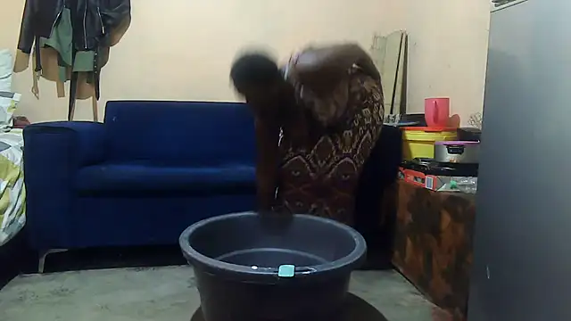 01applebottom online show from October 6, 2:56 pm