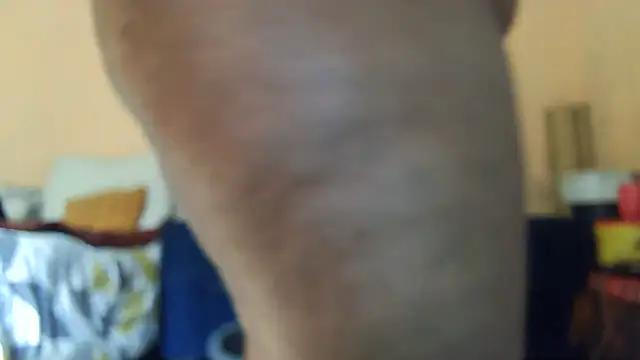 Snapshot of 01applebottom chatting on September 15, 8:22 am 01applebottom online show from September 15, 8:22 am
