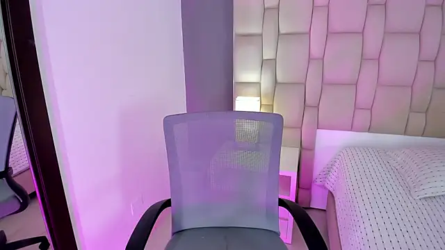 Mia cm online show from October 9, 8:24 pm