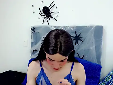 Snapshot of dominic_00 chatting on October 17, 8:45 pm dominic 00 online show from October 17, 8:45 pm