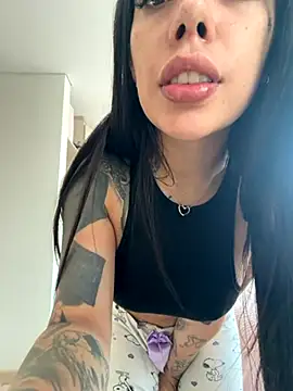 KarolVega- online show from December 2, 3:36 pm