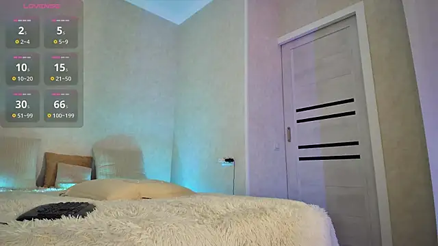 Roseaa online show from September 11, 7:03 pm