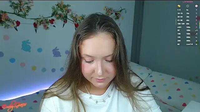 EmilyxxGraces online show from April 12, 9:50 pm