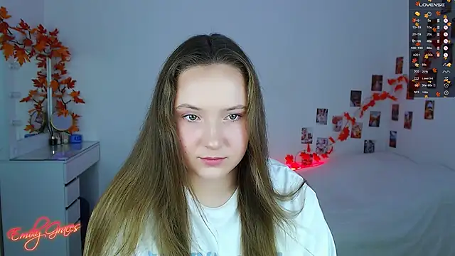 Snapshot of EmilyxxGraces chatting on September 29, 11:54 pm EmilyxxGraces online show from September 29, 11:54 pm