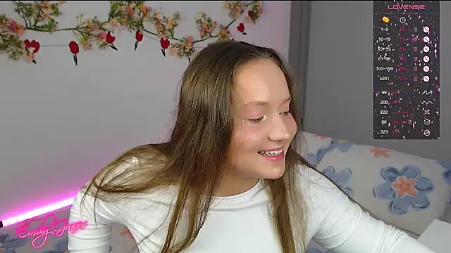 EmilyxxGraces online show from March 12, 10:34 pm