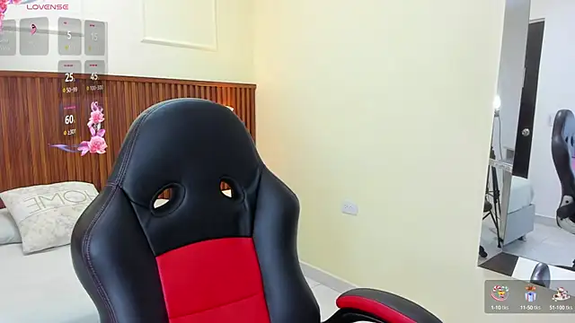 Snapshot of MELINAMARTINS chatting on September 18, 7:56 pm MELINAMARTINS online show from September 18, 7:56 pm