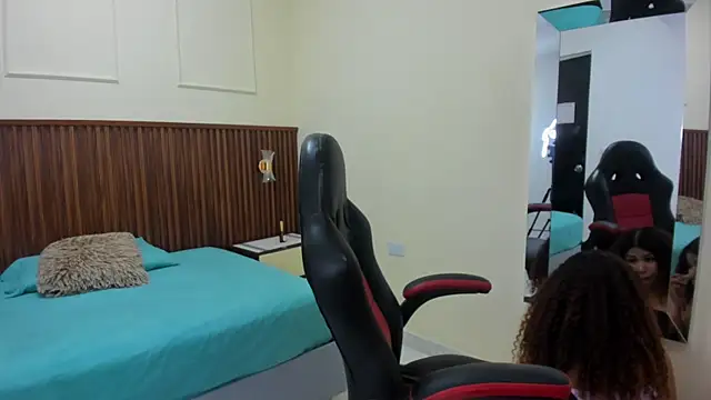 Snapshot of MELINAMARTINS chatting on October 1, 7:41 pm MELINAMARTINS online show from October 1, 7:41 pm