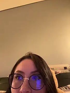 ValentinaOrtiz3 online show from April 8, 1:19 am