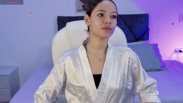 sara sharma  online show from December 1, 1:58 pm