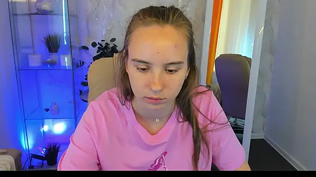 Lika 0ne online show from October 2, 12:21 pm