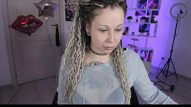 HoneySallyMoore online show from October 9, 5:50 pm