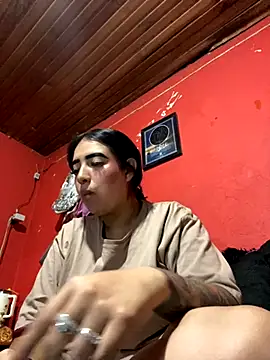 Snapshot of Scarlett-LS chatting on October 31, 5:42 am Scarlett-LS online show from October 31, 5:42 am