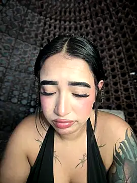 Snapshot of Scarlett-LS chatting on October 22, 2:05 am Scarlett-LS online show from October 22, 2:05 am