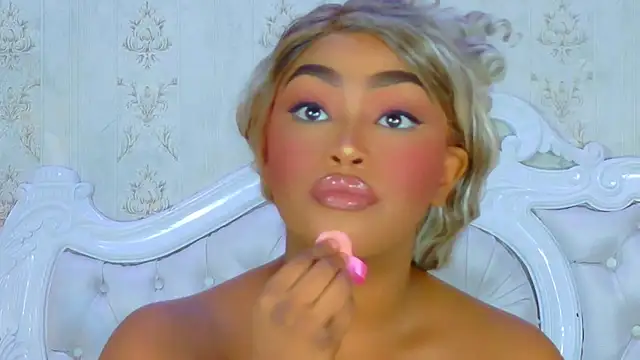 TianahGlow online show from October 2, 9:09 pm