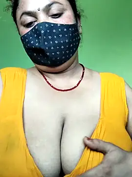 Snapshot of rani130 chatting on September 30, 1:11 am rani130 online show from September 30, 1:11 am