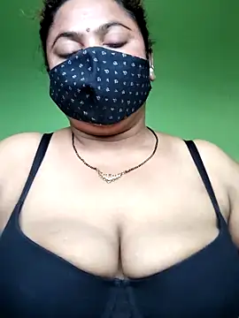 Snapshot of rani130 chatting on October 2, 1:21 am rani130 online show from October 2, 1:21 am