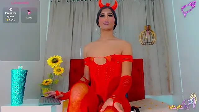 katha Crawford online show from November 29, 7:40 pm