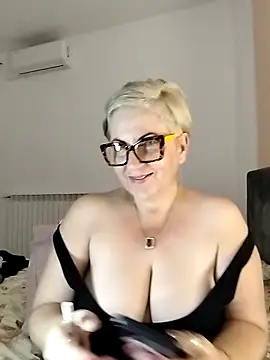 Snapshot of Pumabionda chatting on October 27, 8:54 am Pumabionda online show from October 27, 8:54 am