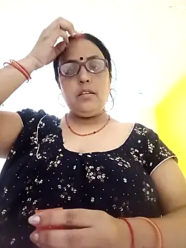 Snapshot of Kiyara8 chatting on October 5, 8:08 am Kiyara8 online show from October 5, 8:08 am