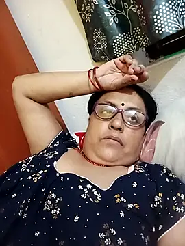 Snapshot of Kiyara8 chatting on September 21, 7:51 am Kiyara8 online show from September 21, 7:51 am