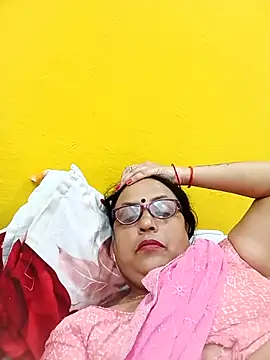 Snapshot of Kiyara8 chatting on October 24, 5:47 am Kiyara8 online show from October 24, 5:47 am