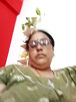 Snapshot of Kiyara8 chatting on September 22, 8:24 am Kiyara8 online show from September 22, 8:24 am